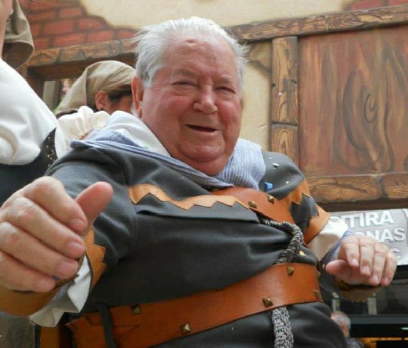 Ha fallecido Carlos Coderch Santonja, Fester de Honor