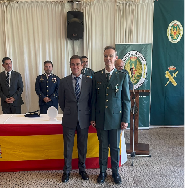 La Guardia Civil y la Asociación de San Jorge participan en los actos de la Virgen del Pilar con una peregrinación jubilar a la iglesia de San Jorge