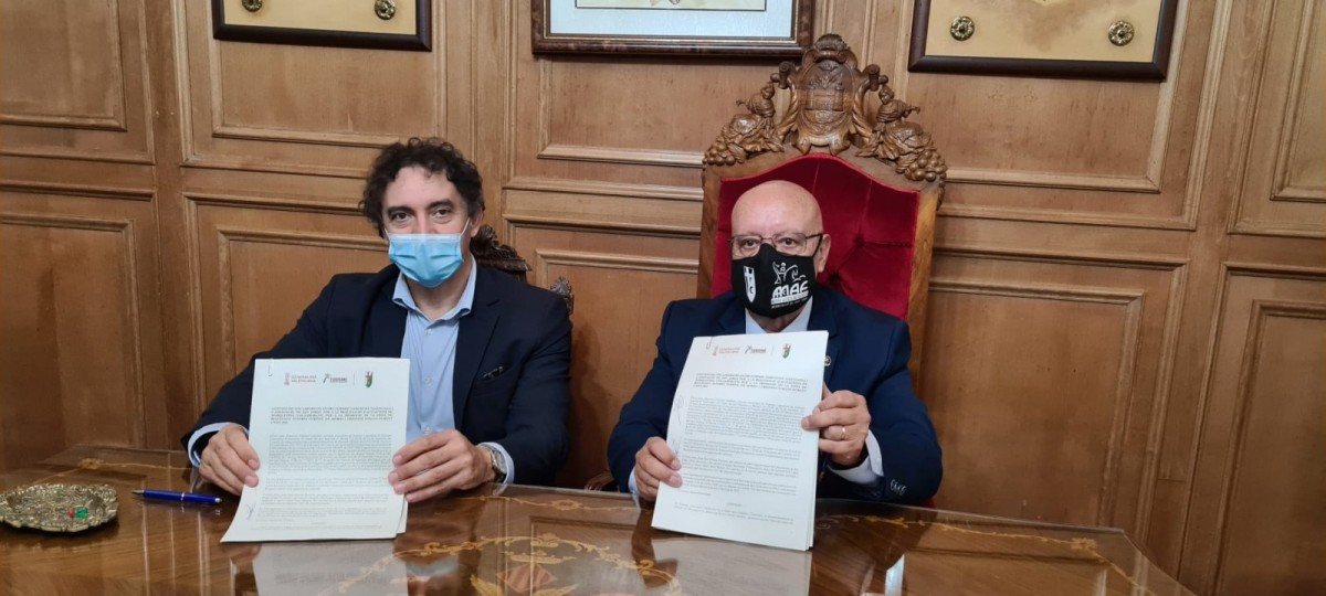 Turisme destina 40.000 euros en 2021 a la Asociación San Jorge para la promoción e impulso de la Fiesta de Moros y Cristianos de Alcoy